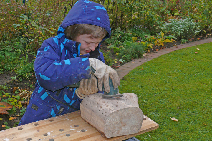 Saubere Bohrlöcher auch im Hartholz