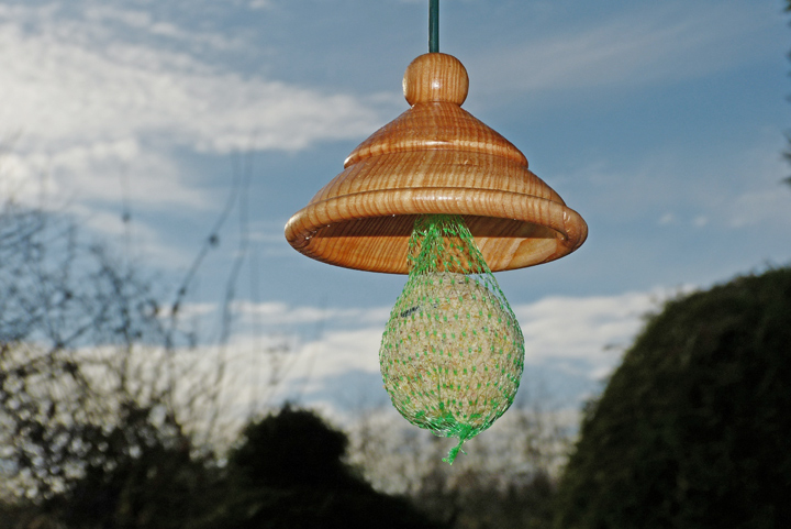 Ein gut behüteter Meisenknödel