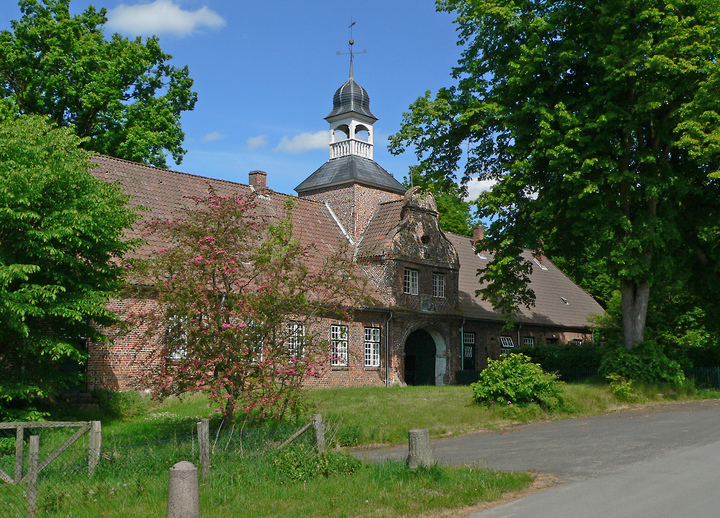 Altes Torhaus vor Wankendorf